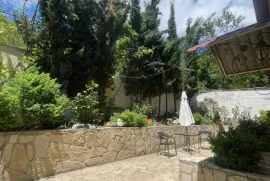 House For Sale, 10 Room, Suburbs of Tbilisi, Tskneti