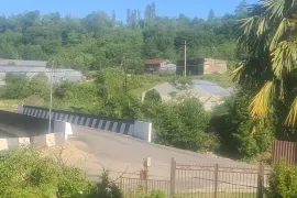 იყიდება სახლი, 5 ოთახიანი, ზუგდიდი, ზუგდიდი