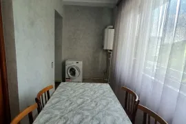 For Rent, 3 Room, Old building, Tbilisi, Temqa
