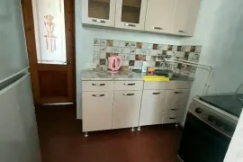 For Rent, 3 Room, Old building, Tbilisi, Temqa