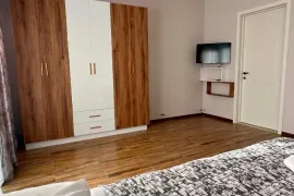 ქირავდება, მთლიანი შენობა