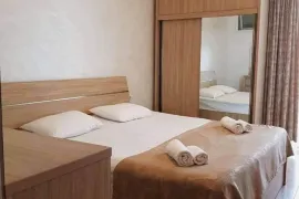 ქირავდება ბინა დღიურად, 4 ოთახიანი, ახალი აშენებული, ბათუმი, რუსთაველის უბანი