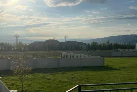 იყიდება მიწის ნაკვეთი