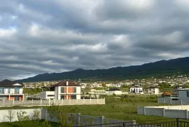 იყიდება მიწის ნაკვეთი