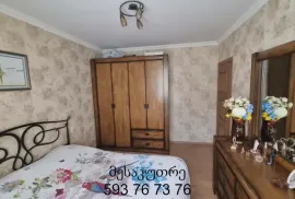 იყიდება ბინა, 3 ოთახიანი, ძველი აშენებული, თბილისი, დიდი დიღომი