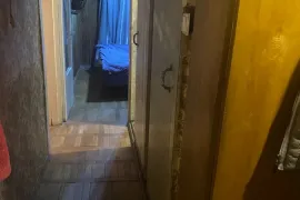 Продается квартира, 3 Kомнатная, Старое здание, Тбилиси, Глдани