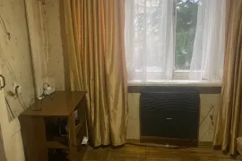 Продается квартира, 3 Kомнатная, Старое здание, Тбилиси, Глдани