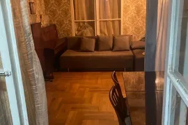 Продается квартира, 3 Kомнатная, Старое здание, Тбилиси, Глдани