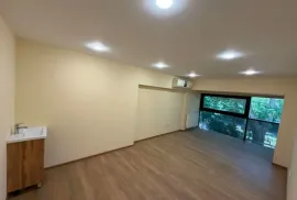 For Rent, Universal commercial space, Chugureti