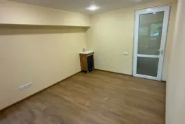 For Rent, Universal commercial space, Chugureti