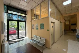 For Rent, Universal commercial space, Chugureti