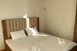ქირავდება ბინა დღიურად, 3 ოთახიანი, ახალი აშენებული, ბათუმი, რუსთაველის უბანი