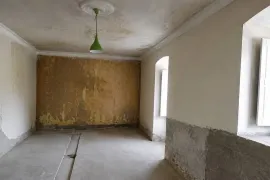 Продается квартира, 3 Kомнатная, Старое здание, Тбилиси, Мтацминда