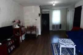 Продается квартира, 3 Kомнатная, Старое здание,  Окрестности Тбилиси, Цхнети