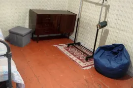 For Rent, 1 Room, Old building, Tbilisi, Sololaki