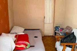 Продается квартира, 2 Kомнатная, Старое здание, Тбилиси, Исани