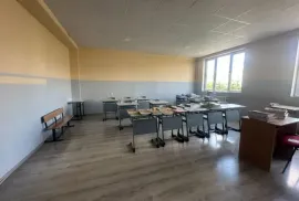 ქირავდება, უნივერსალური კომერციული  ფართი, საბურთალო