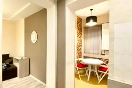 For Rent, 2 Room, Old building, Tbilisi, saburtalo