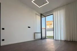 იყიდება სახლი, 7 ოთახიანი, თბილისი, დიდი დიღომი