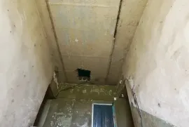 იყიდება მიწის ნაკვეთი, საგვიჩიო