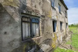 იყიდება მიწის ნაკვეთი, საგვიჩიო