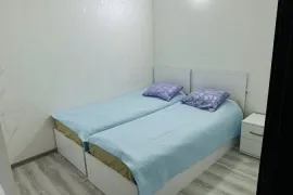 ქირავდება ბინა, 3 ოთახიანი, ძველი აშენებული, ბათუმი, ხიმშიაშვილის უბანი