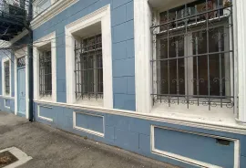 იყიდება ბინა, 3 ოთახიანი, ძველი აშენებული, თბილისი, ჩუღურეთი
