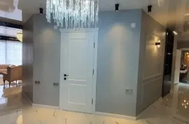 Продается квартира, 5 Kомнатная, Новостройка, Батуми