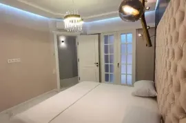 Продается квартира, 5 Kомнатная, Новостройка, Батуми