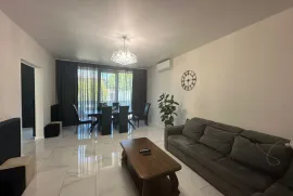 House For Rent, 8 Room, Suburbs of Tbilisi, Tskneti