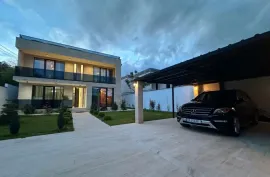 House For Rent, 8 Room, Suburbs of Tbilisi, Tskneti