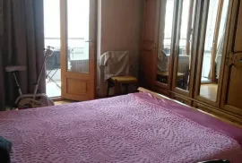 Apartment for sale, 4 Room, Old building, Tbilisi, vake
