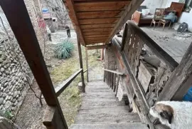 იყიდება სახლი, 5 ოთახიანი, თელავი, თელავი