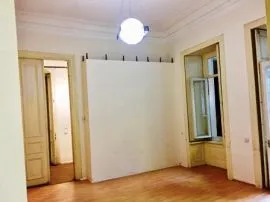 ქირავდება, საოფისე ფართი, სოლოლაკი