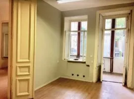 ქირავდება, საოფისე ფართი, სოლოლაკი