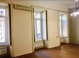 ქირავდება, საოფისე ფართი, სოლოლაკი