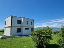 House For Sale, Saguramo