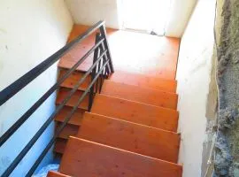 Продается Дом, 6 Kомнатная, Тбилиси, Ивертубани