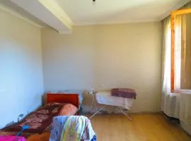 Продается Дом, 6 Kомнатная, Тбилиси, Ивертубани