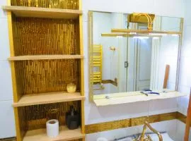 Аренда, 5 Kомнатная, Старое здание, Тбилиси, Вашлиджвари