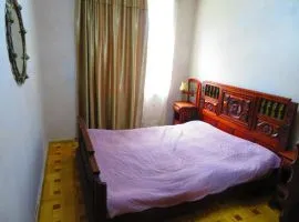 Аренда, 5 Kомнатная, Старое здание, Тбилиси, Вашлиджвари