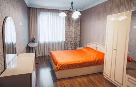 For Rent, 3 Room, Old building, Tbilisi, saburtalo