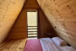 ქირავდება სახლი დღიურად, 2 ოთახიანი, მცხეთა, ცხვარიჭამია