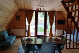 ქირავდება სახლი დღიურად, 2 ოთახიანი, მცხეთა, ცხვარიჭამია