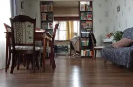 Продается квартира, 3 Kомнатная, Старое здание, Тбилиси, Санзона