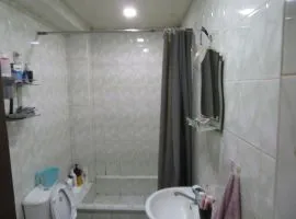 იყიდება ბინა, 3 ოთახიანი, ძველი აშენებული, თბილისი, ავლაბარი