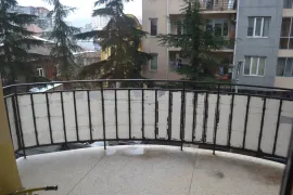 ქირავდება ბინა დღიურად, 2 ოთახიანი, ახალი აშენებული, ბათუმი, რუსთაველის უბანი