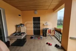 იყიდება სახლი, 6 ოთახიანი, მცხეთა, მუხრანი