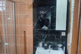 Daily Apartment Rent, 3 Room, Old building, Kobuleti 