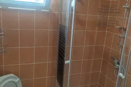 Daily Apartment Rent, 3 Room, Old building, Kobuleti 